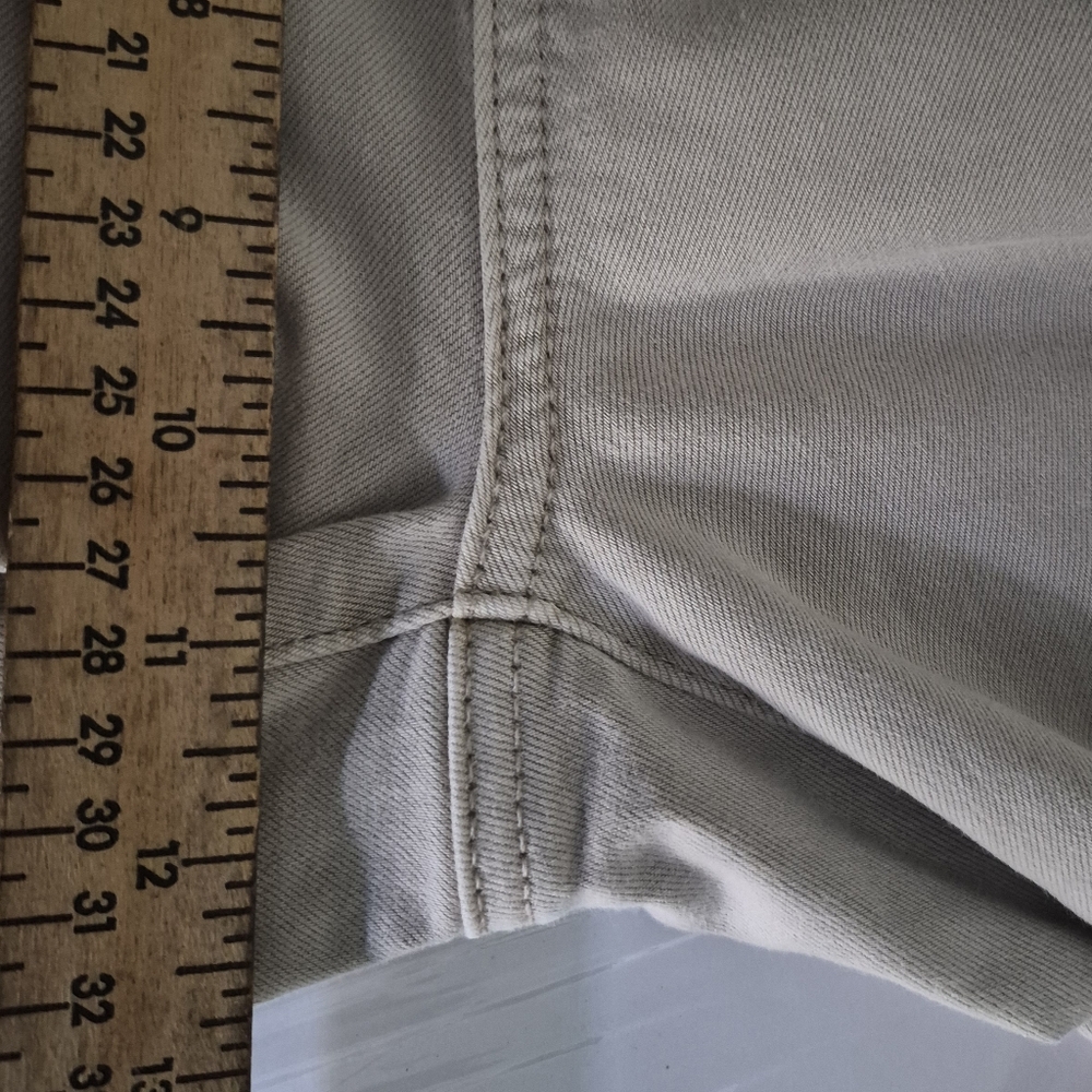 PAIGE Wide Leg High-Rise Jeans in Light Beige - Picture 14 of 16